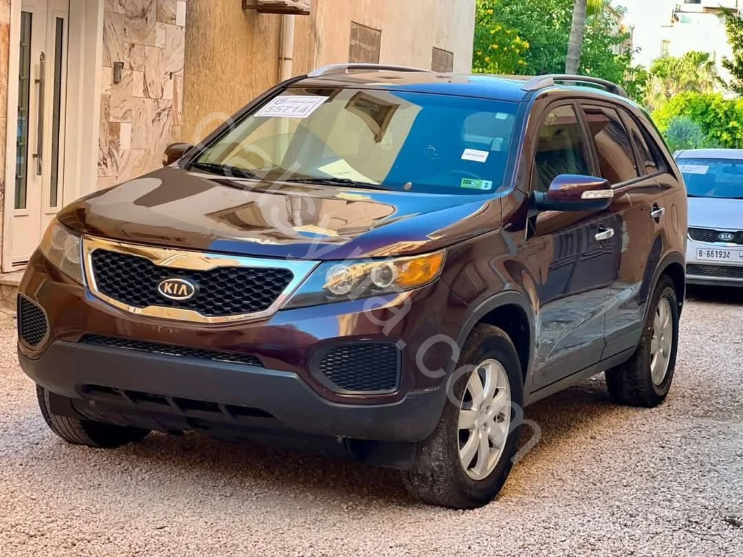 للبيع كيا سورينتو 2013