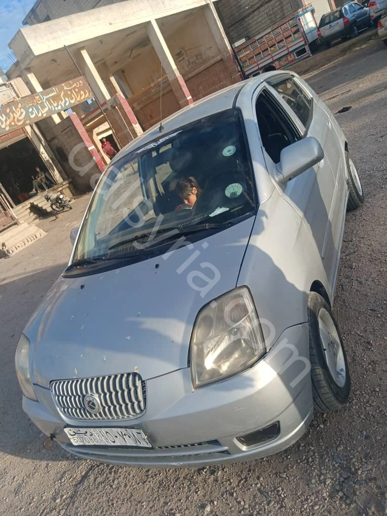 للبيع كيا مورنيج 2006