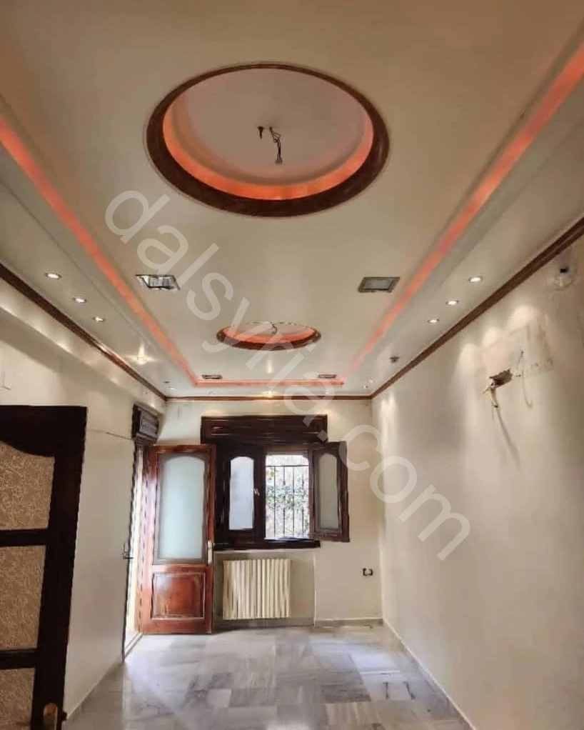 للايجار شقة 120 م في حلب الجديدة