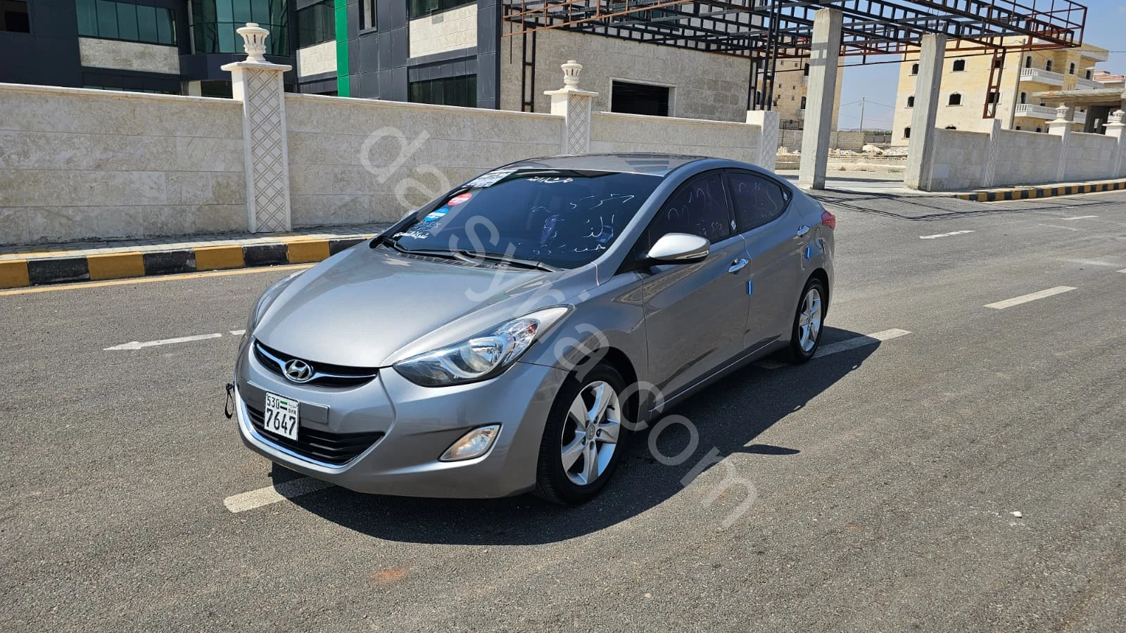 للبيع هيونداي افانتي 2012