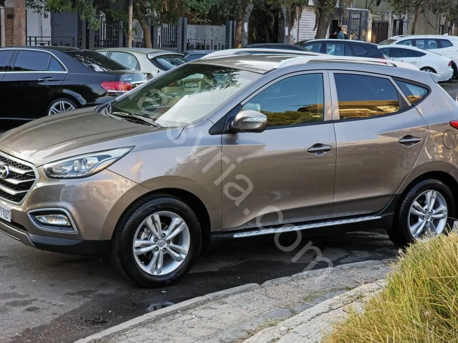 للبيع هيونداي توسان 2010