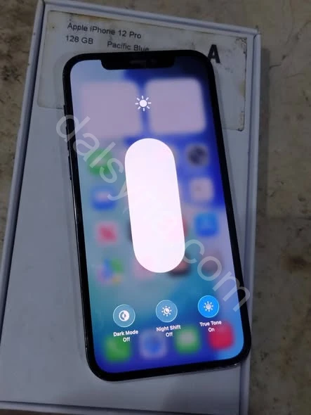 للبيع إيفون 12 برو