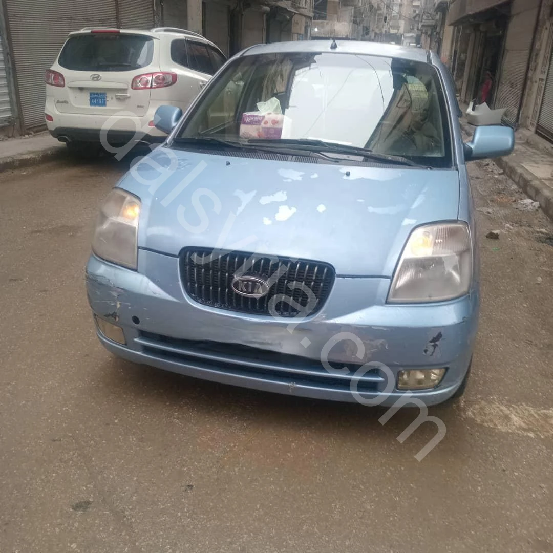 للبيع كيا كارينز 2003