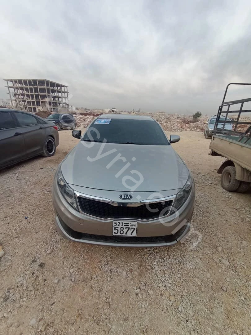 للبيع كيا اوبتيما k5 2012