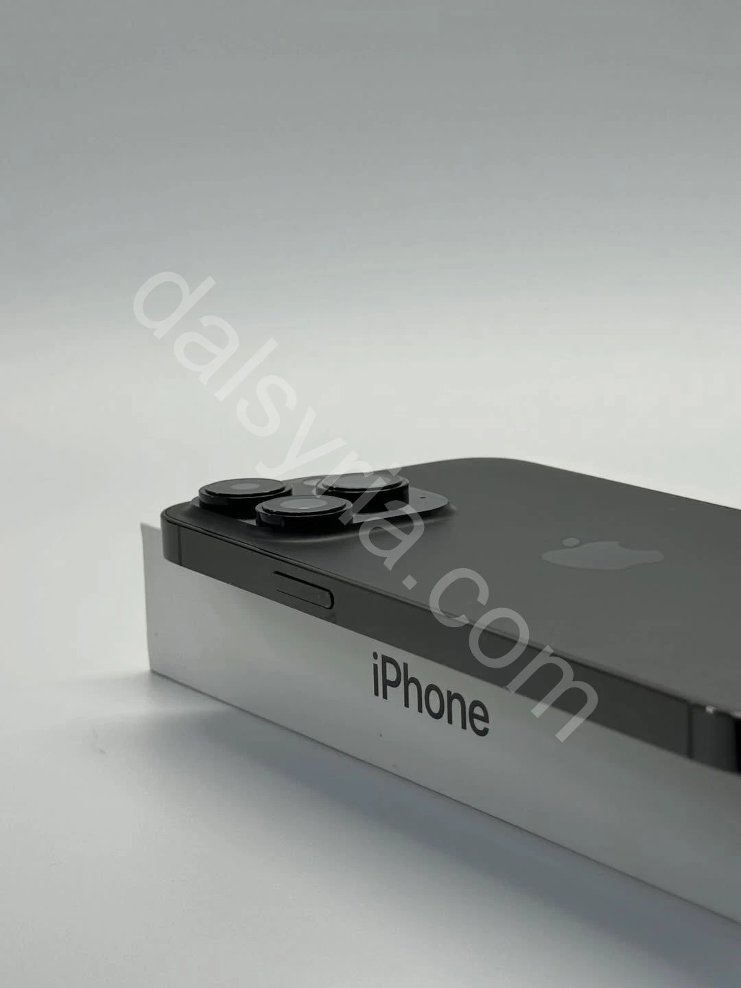 للبيع ايفون 14 برو ماكس