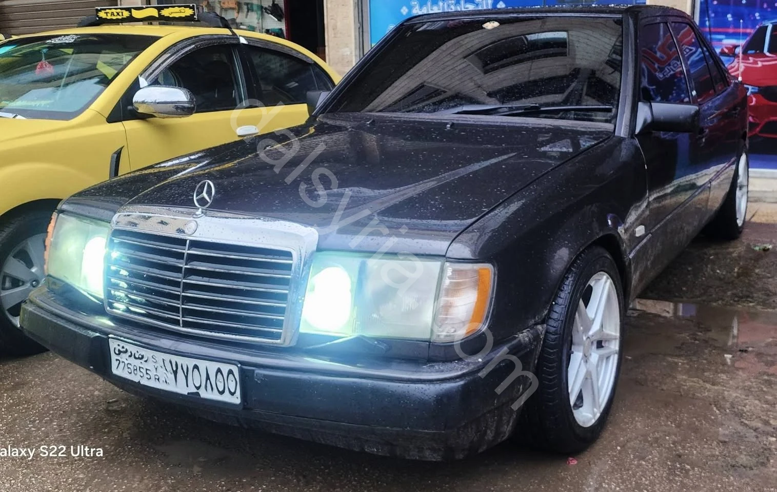 للبيع مرسيدس E230/ 1987