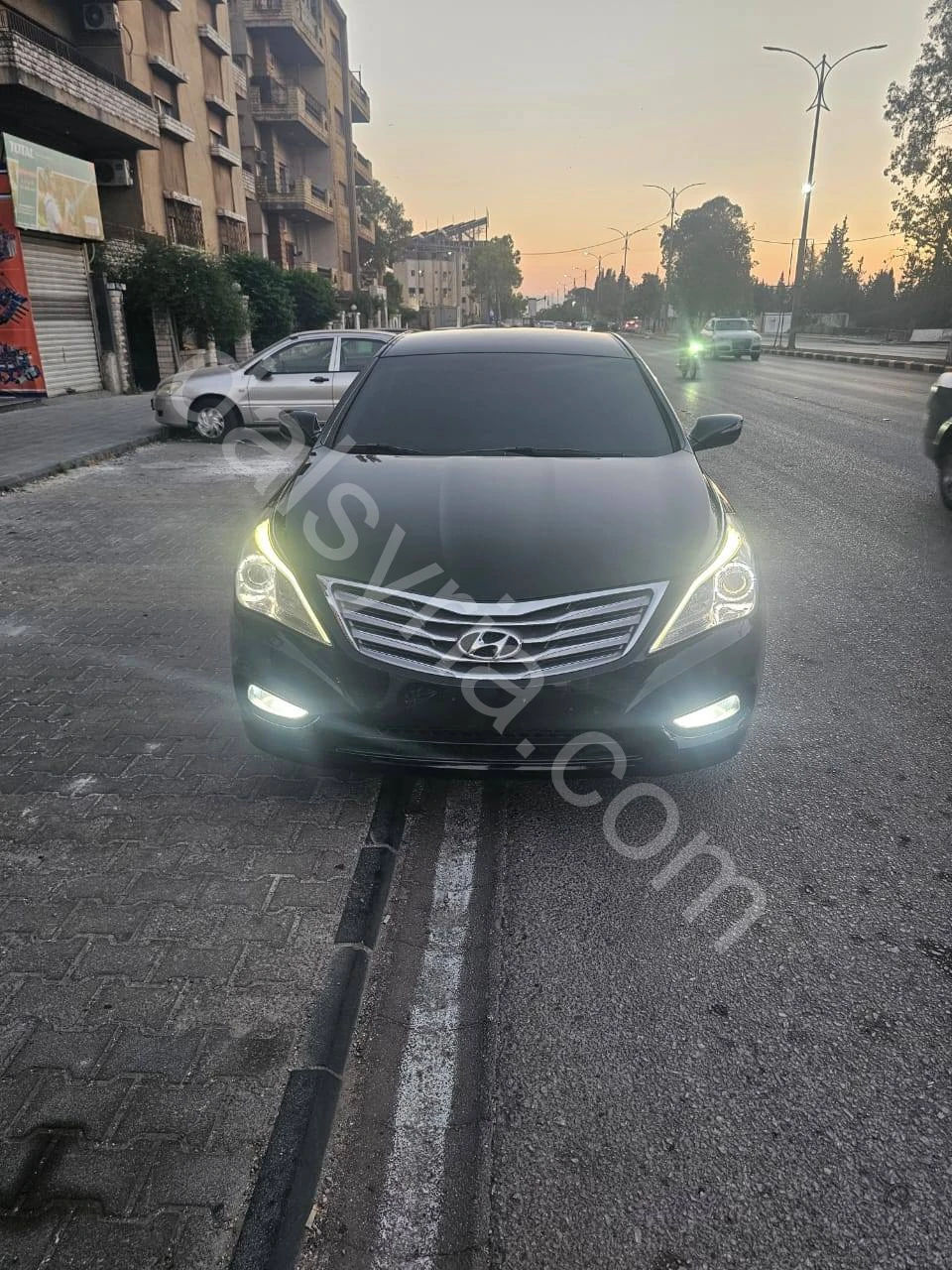 للبيع هونداي ازيرا غراند 2012