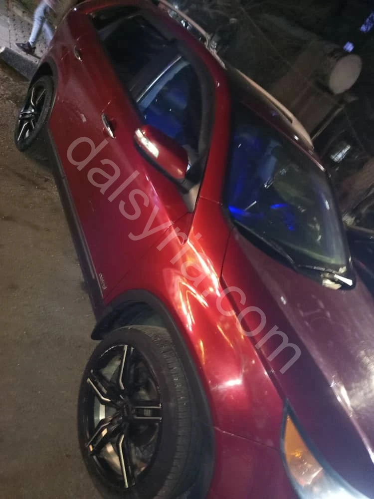 للبيع كيا سورينتو 2013