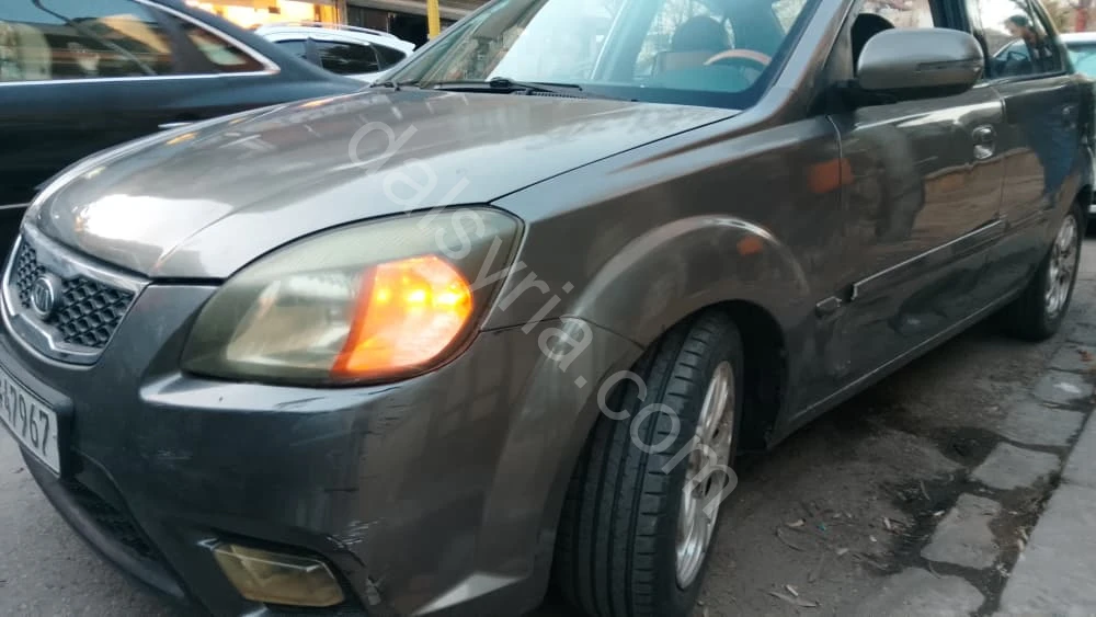 للبيع كيا ريو 2011