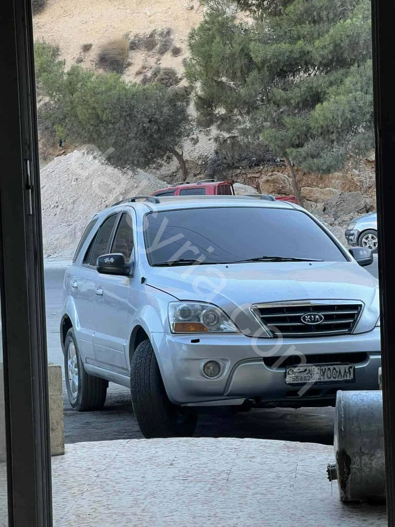 للبيع كيا سورينتو 2008