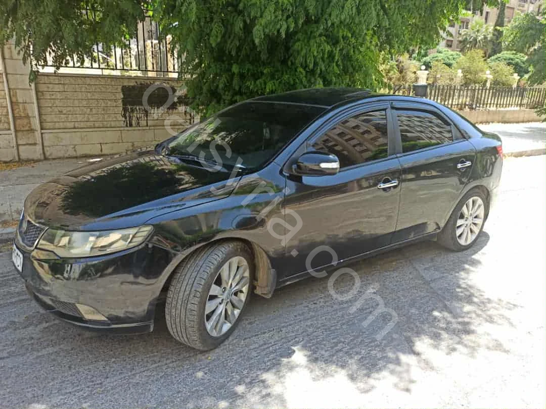 للبيع كيا سيراتو فورتي 2010