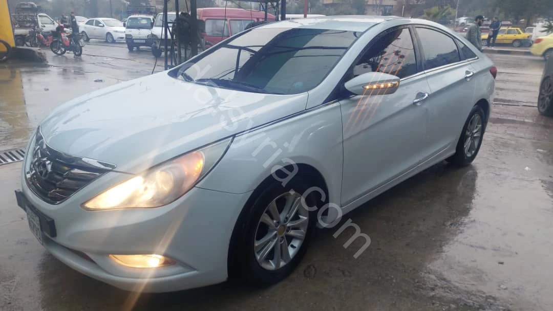 للبيع هونداي سوناتا 2010