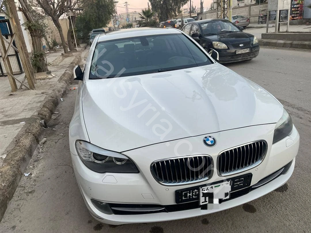 للبيع بي ام دبليو 520d/2011
