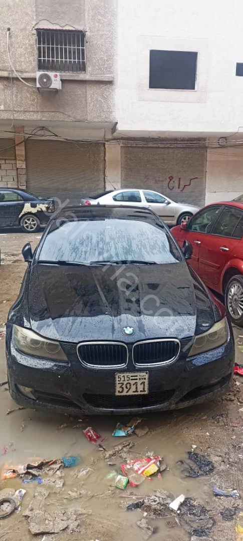 للبيع بي ام دبليو 320i/2011