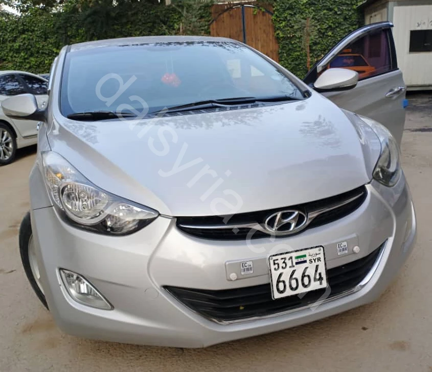 للبيع هونداي النترا 2011