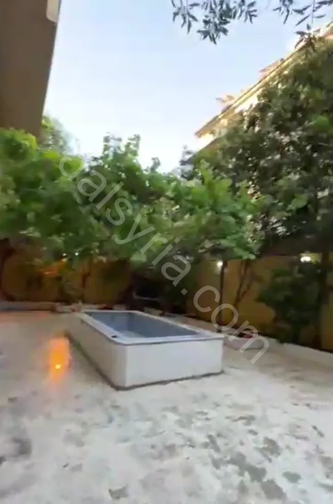 للبيع بيت 400م في قدسيا