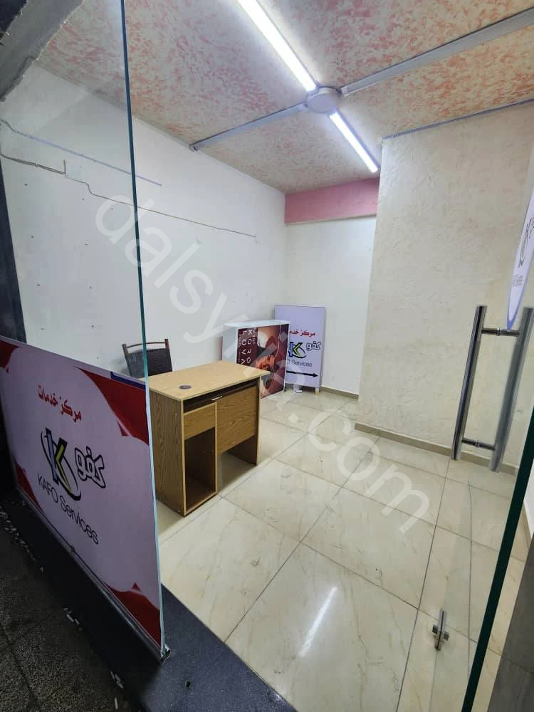 للايجار محل 13 م في شارع 8 اذار 