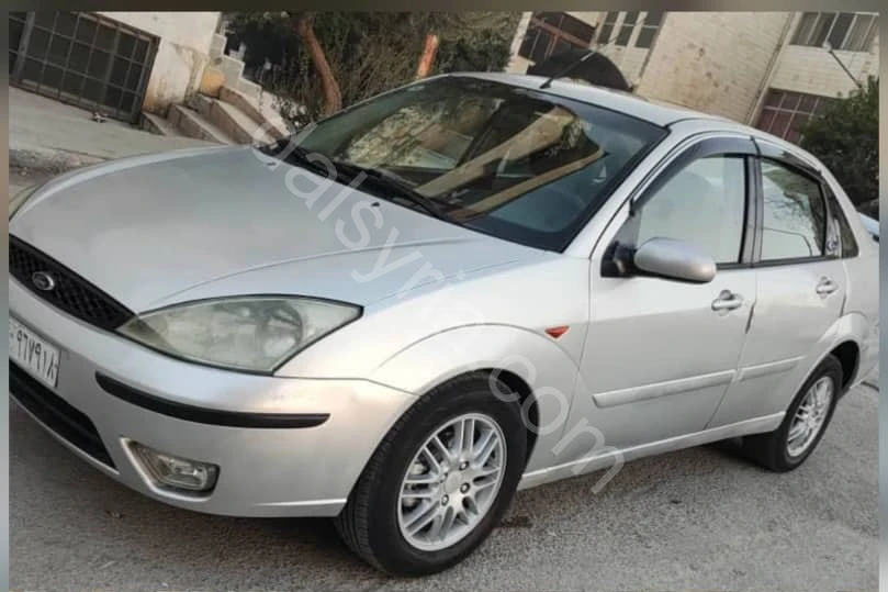 للبيع فورد فوكس 2004