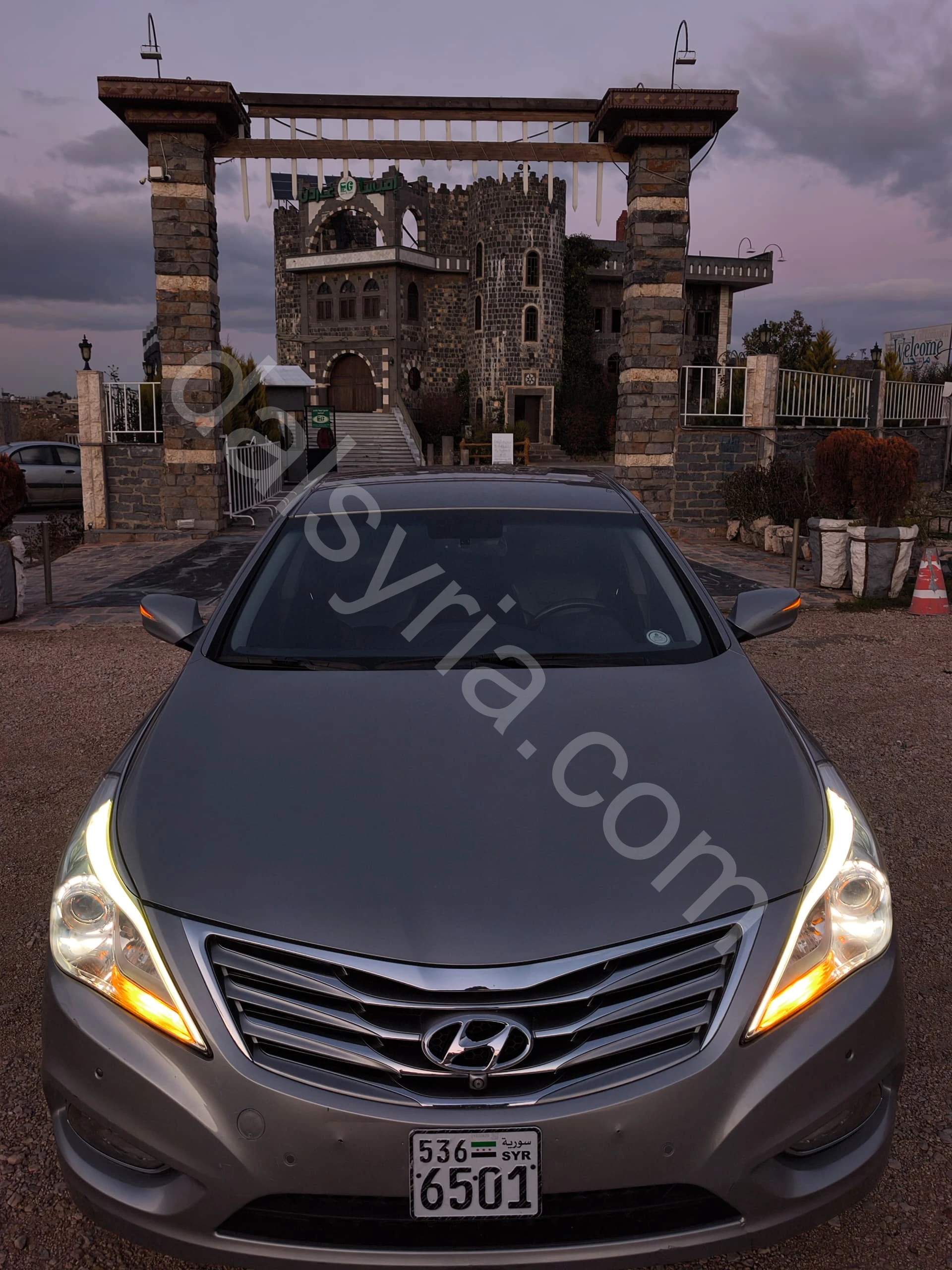 للبيع هونداي ازيرا غراند 2015