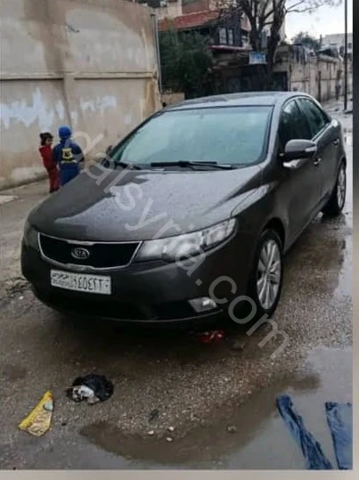 للبيع كيا فورتي 2010