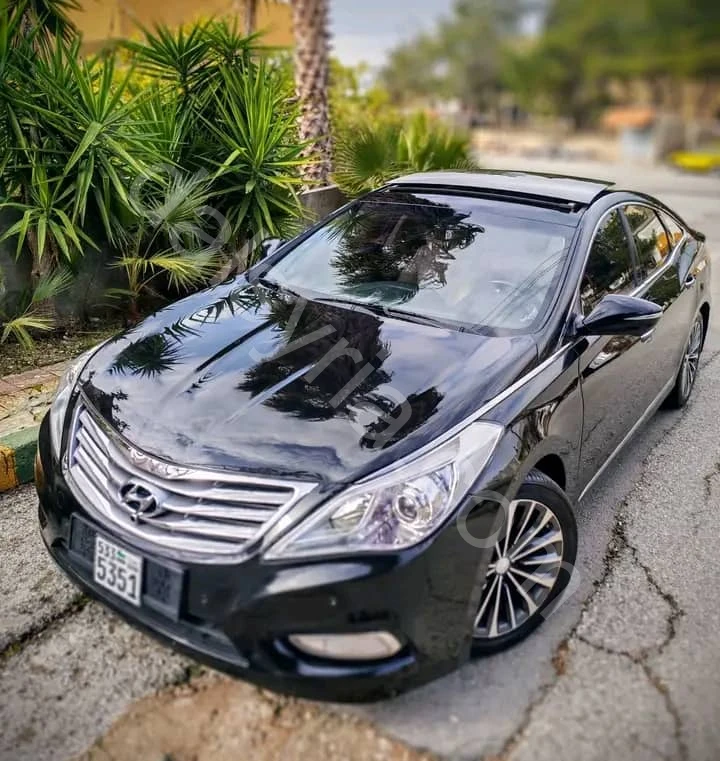 للبيع هونداي ازيرا غراند 2015