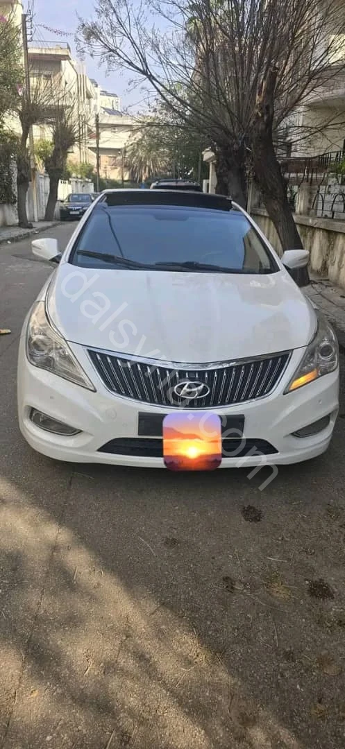 للبيع هونداي ازيرا غراند 2011