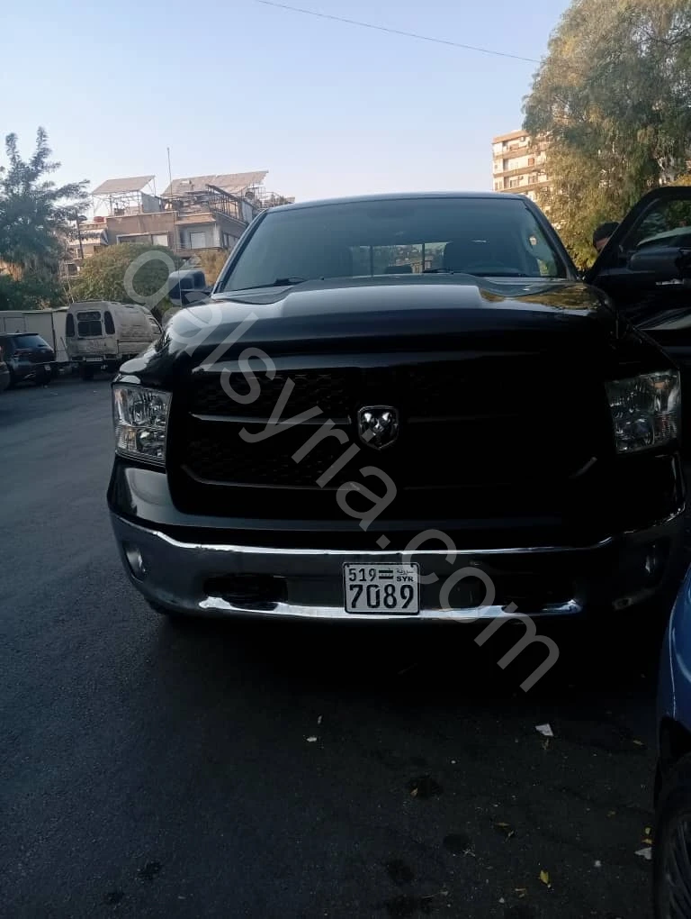 للبيع دودج رام 2017