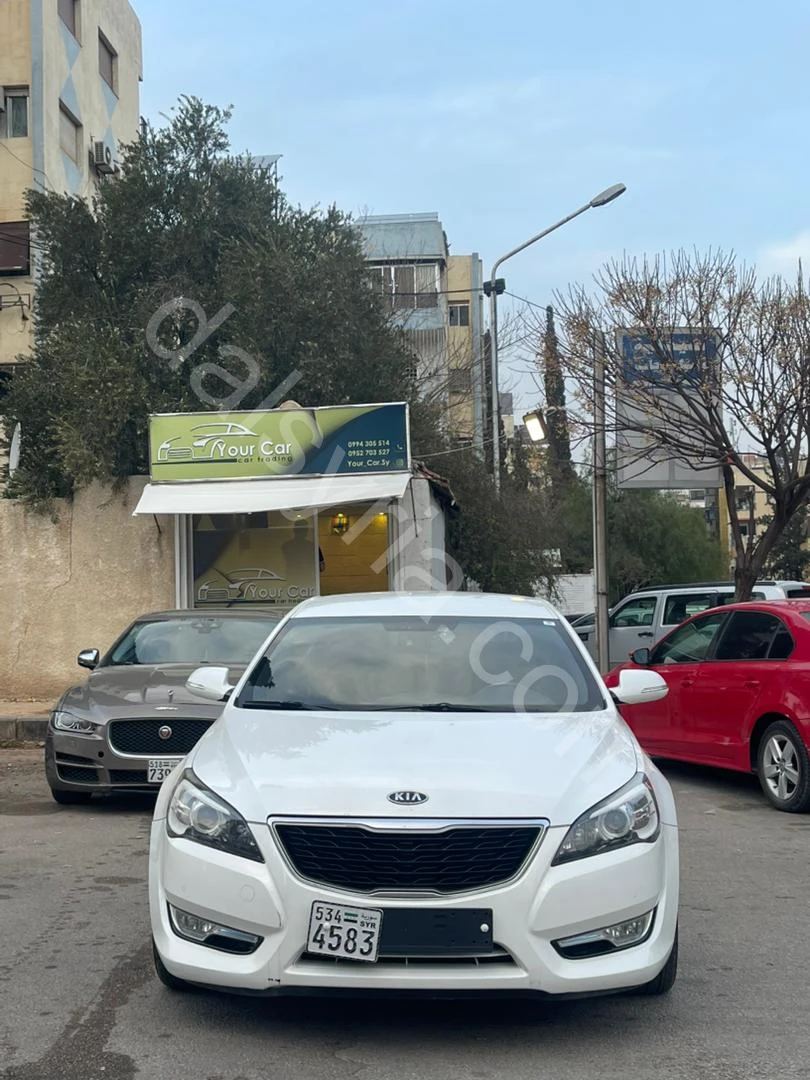 للبيع كيا كادينزا 2011