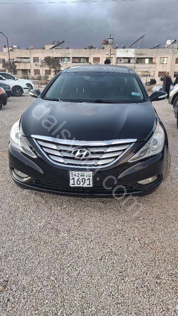 للبيع هونداي سوناتا 2012