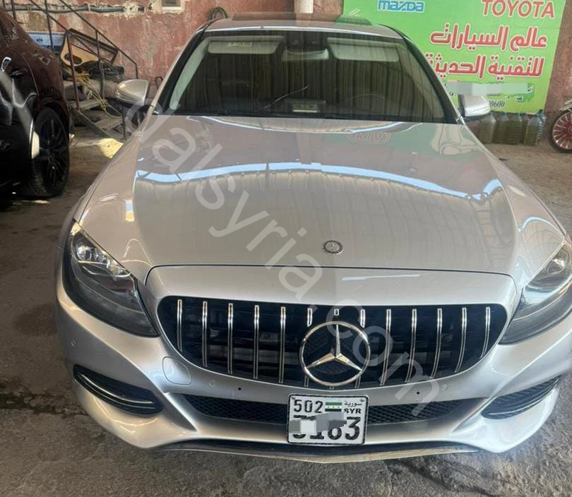 للبيع مرسيدس c220/2015
