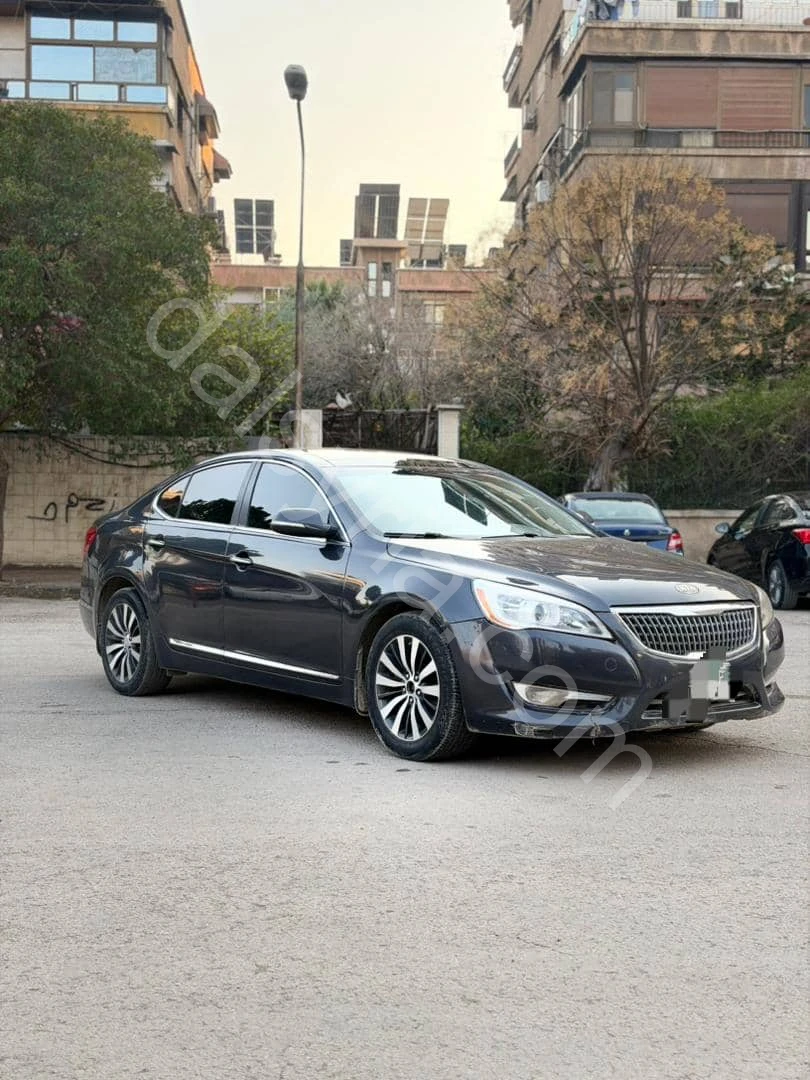 للبيع كيا كادينزا 2012