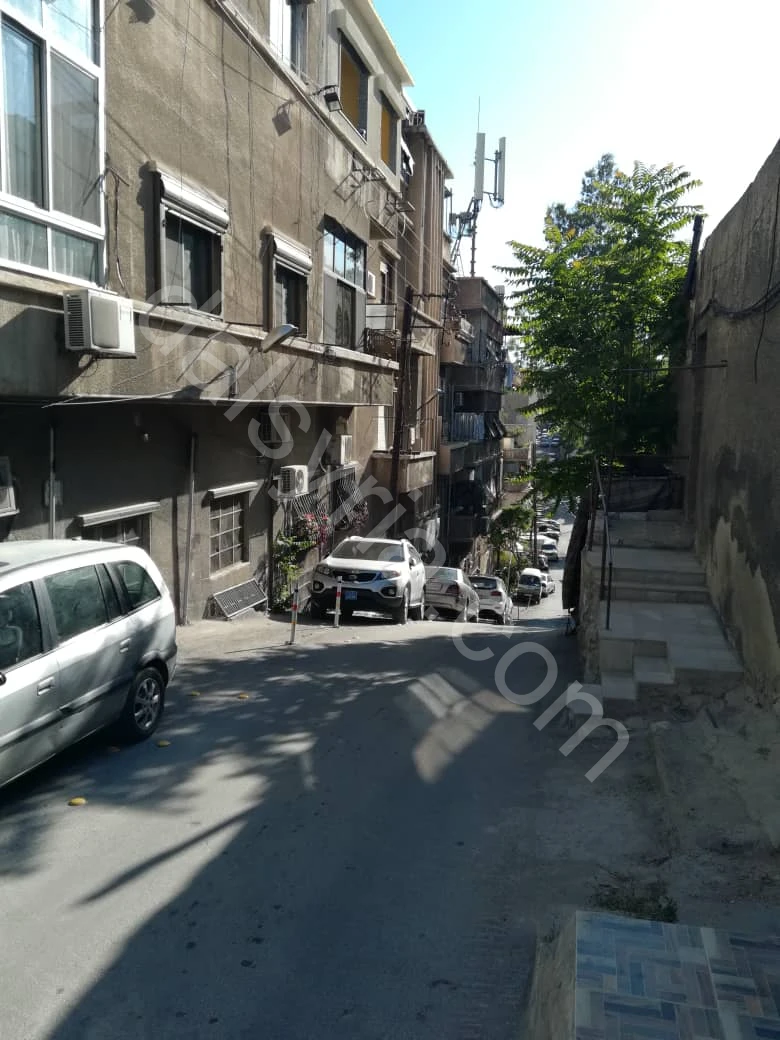 للبيع بيت عربي 130م في المهاجرين