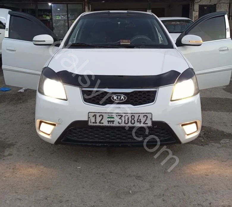 للبيع كيا ريو 2010