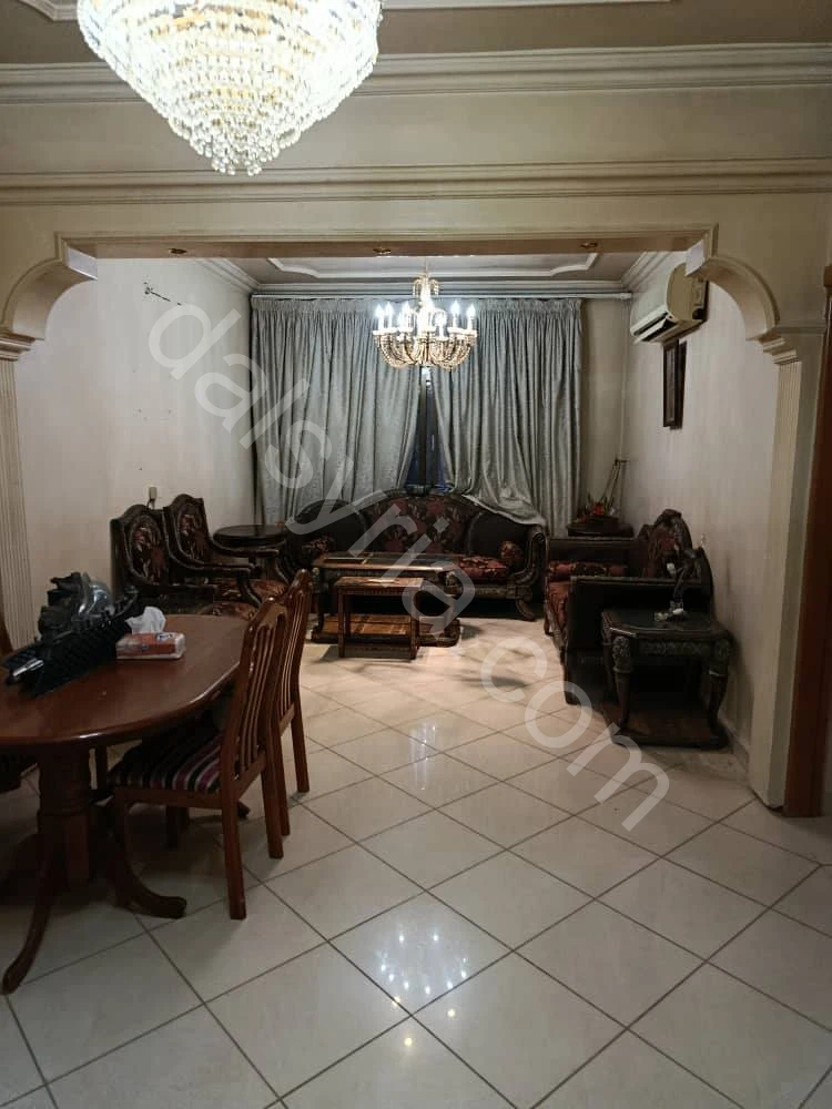 للايجار شقة 145 م في المزة فيلات شرقية 