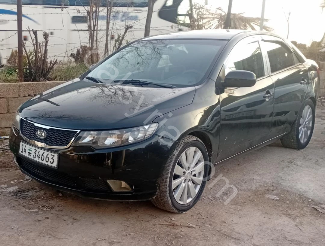 للبيع كيا سيراتو فورتي 2010