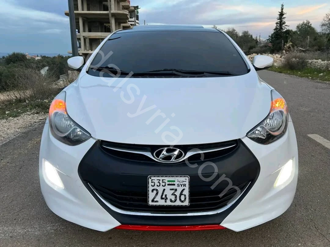 للبيع هونداي النترا 2013