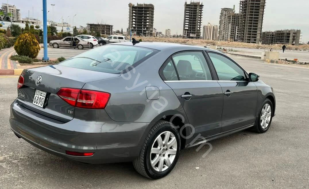 للبيع فولكس فاجن جيتا 2015