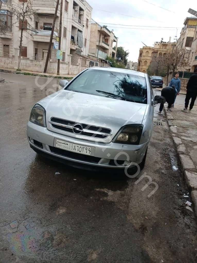 للبيع اوبل فيكترا 2004