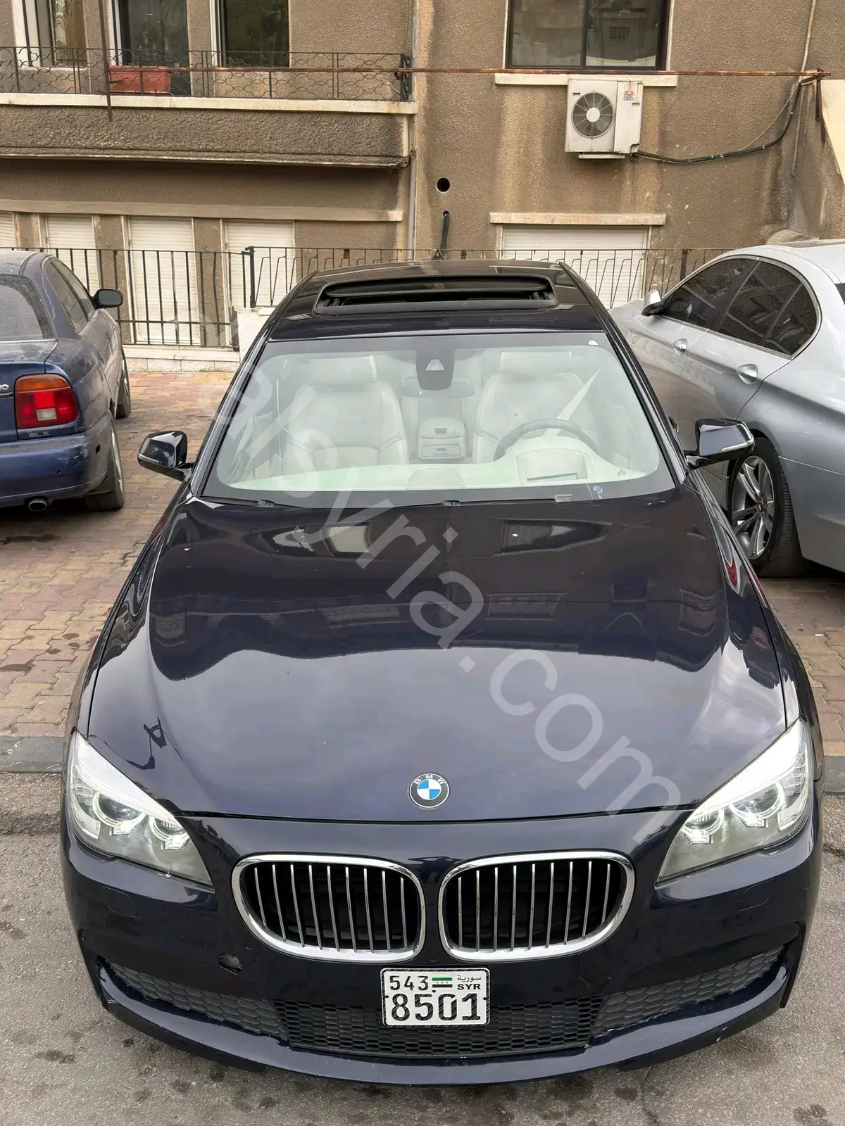 للبيع بي ام دبليو 750i/2014