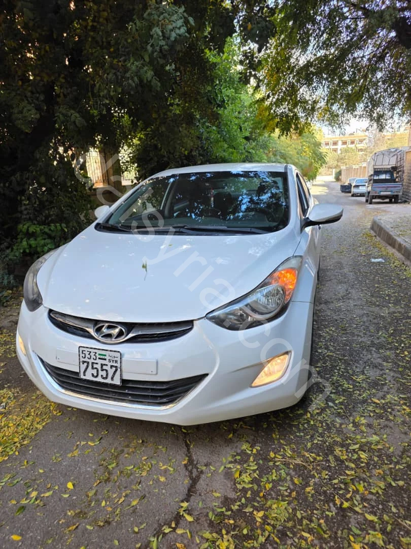 للبيع هونداي النترا 2011