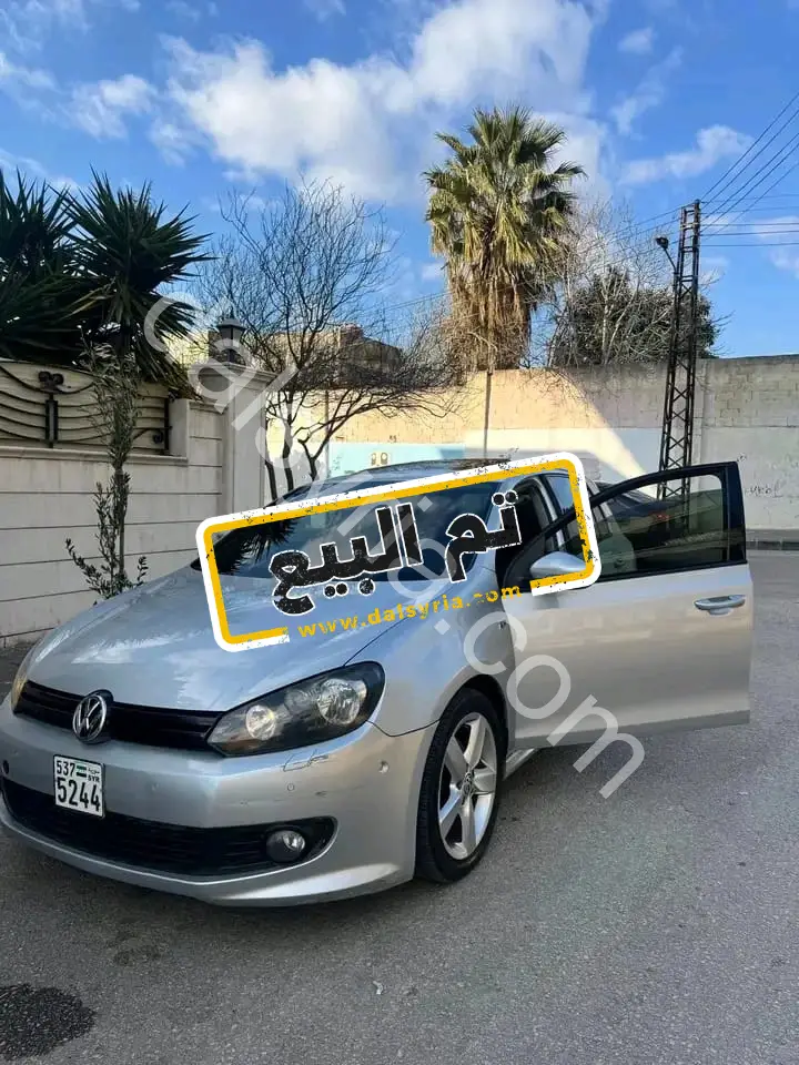 للبيع فولكس فاجن جولف 2013