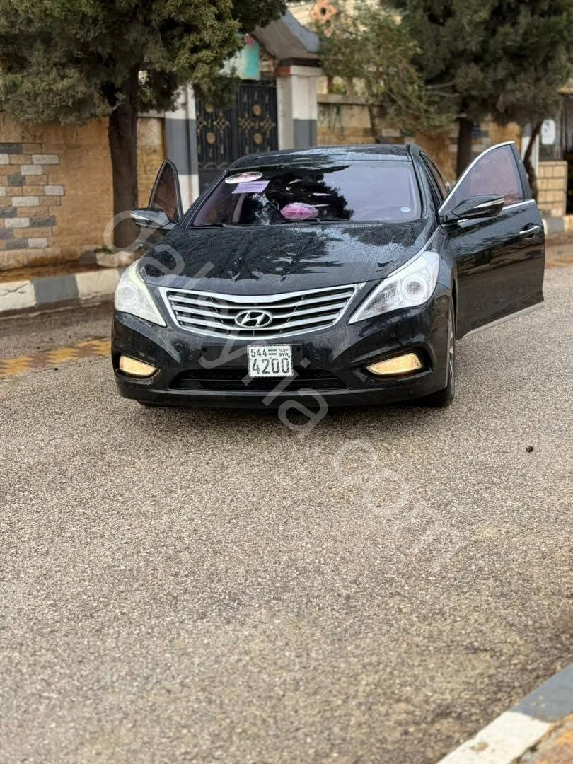 للبيع هونداي ازيرا غراند 2012