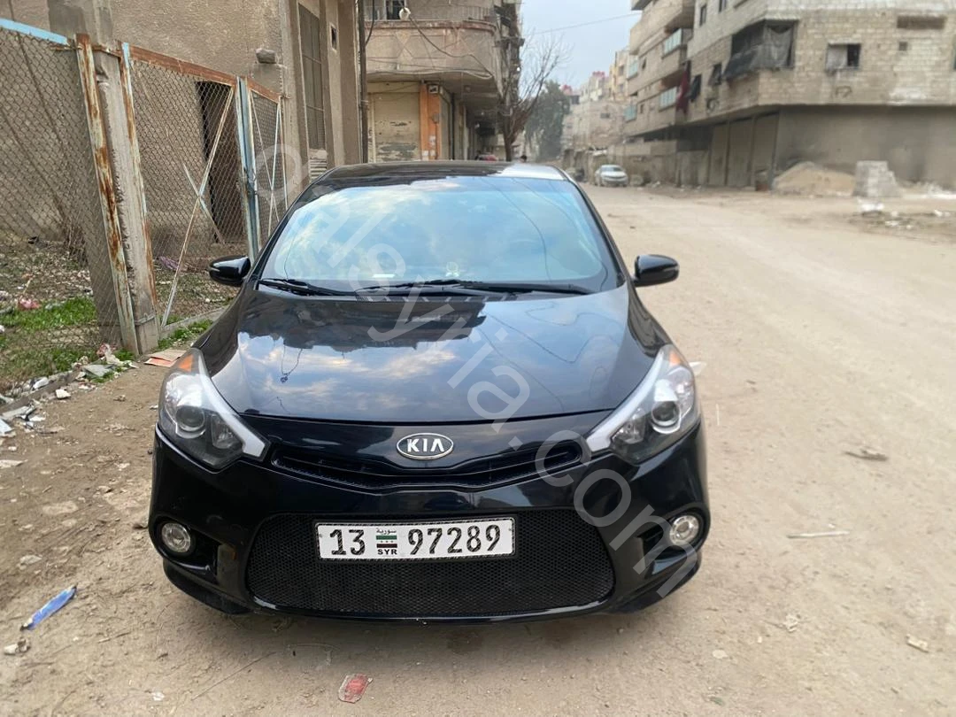 للبيع كيا سيراتو فورتي 2015