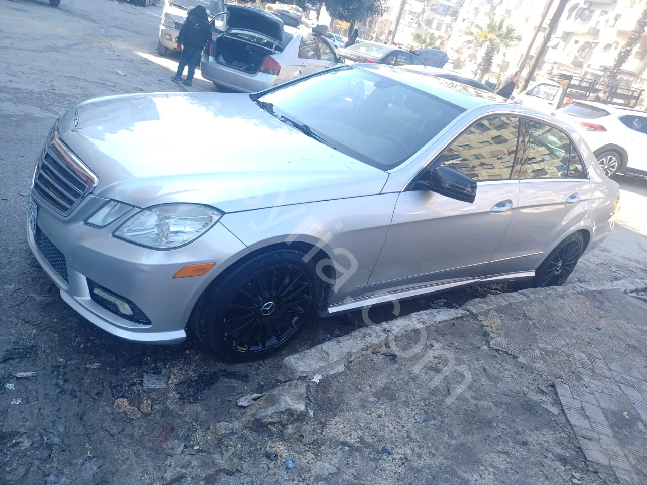 للبيع مرسيدس E350/2011