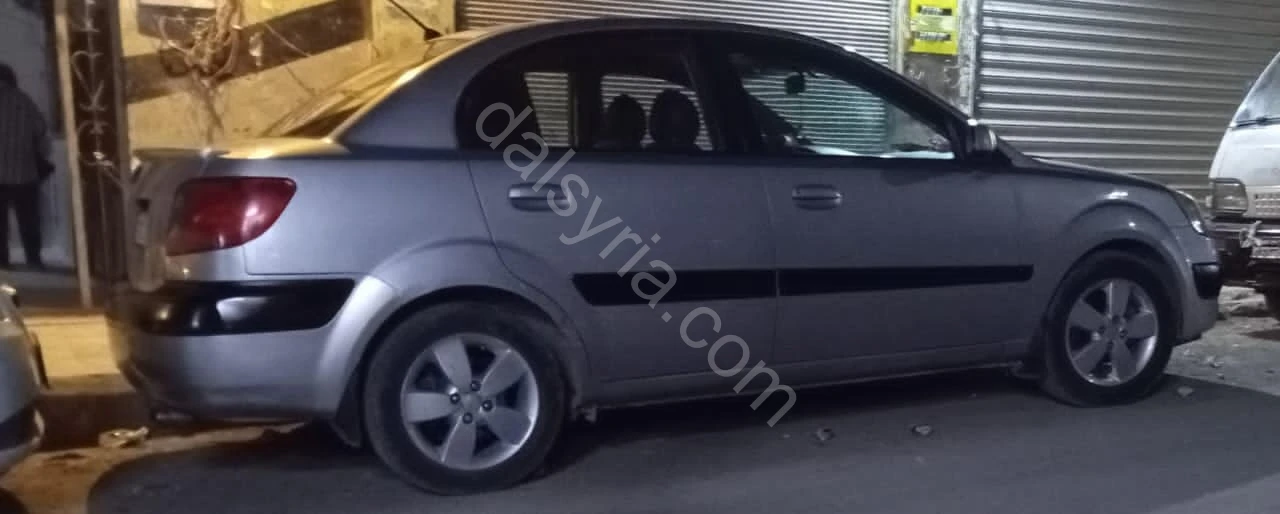 للبيع كيا ريو 2007