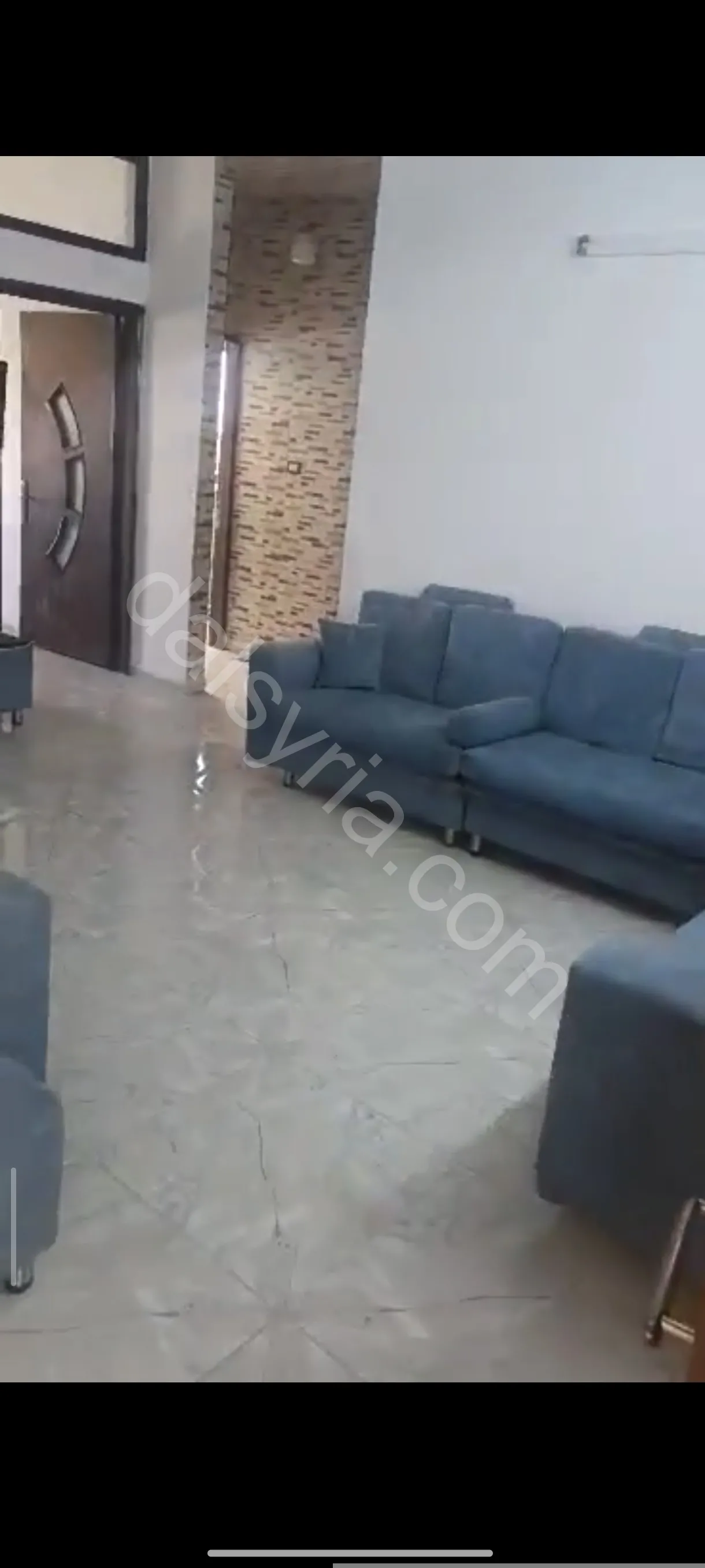 للإيجار شقة 75م في يلدا 