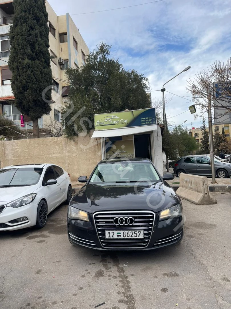 للبيع اودي A8/2012