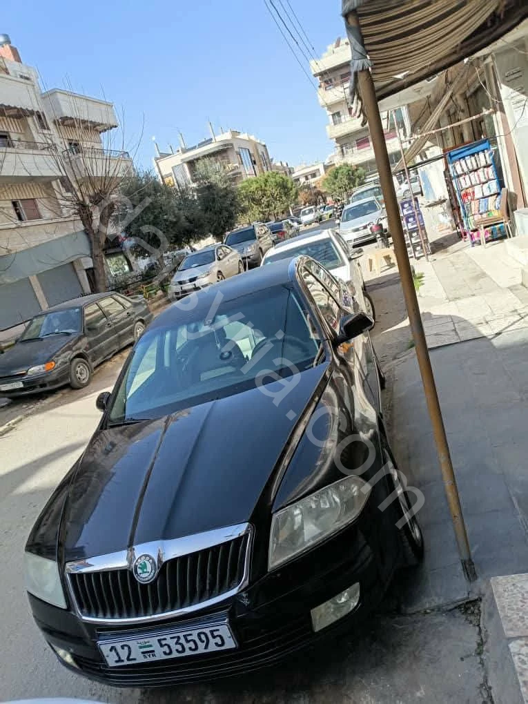 للبيع سكودا الغانس 2012