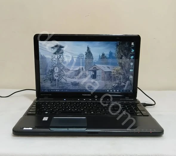 للبيع لابتوب توشيبا 