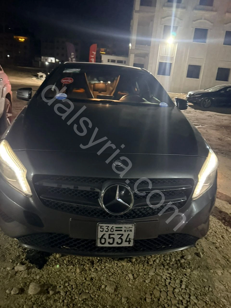للبيع مرسيدس A180/2015